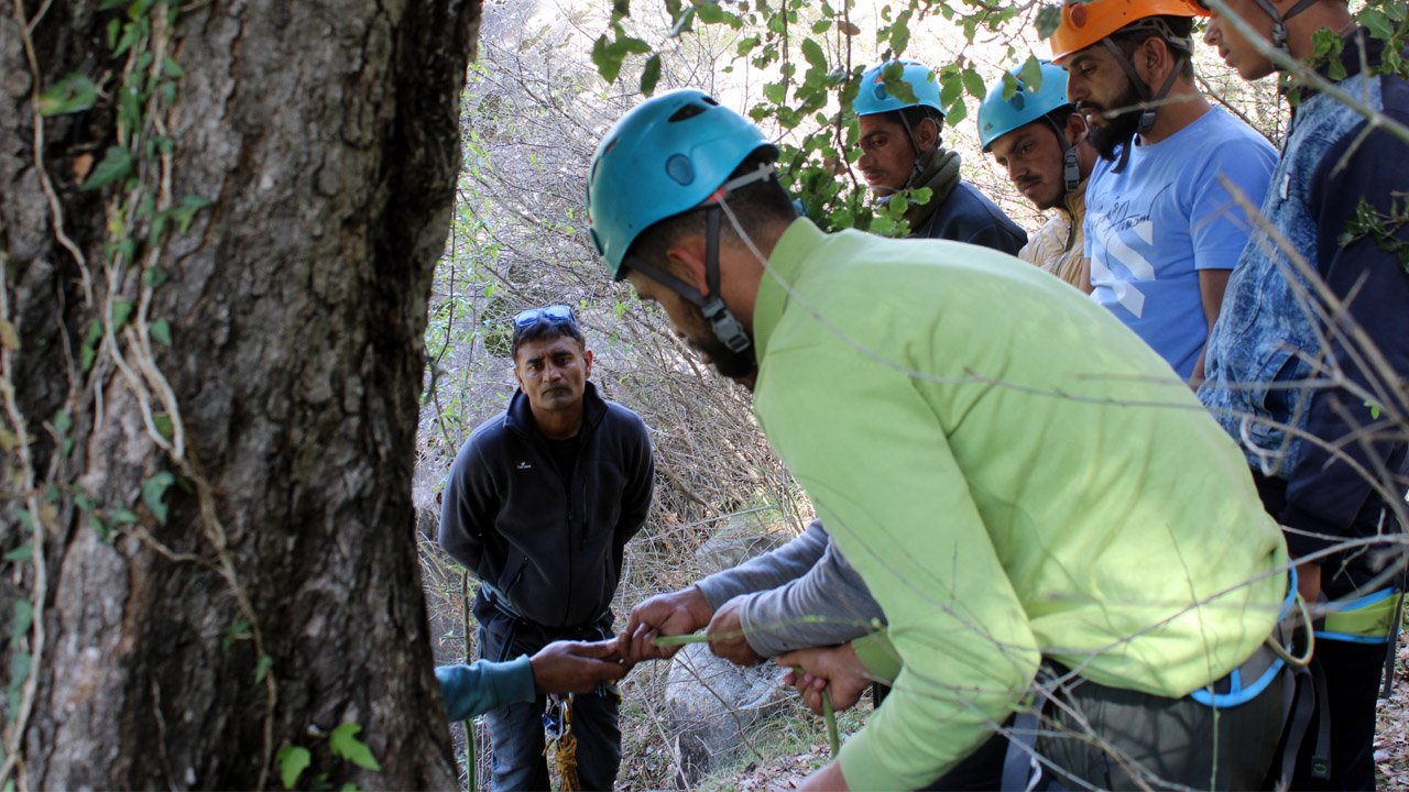 Mountain guide Pankaj Lagwal supervises the participants on the Bespoke Course.