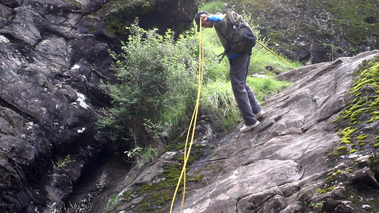 Dülfersitz rappel or the fireman's belay