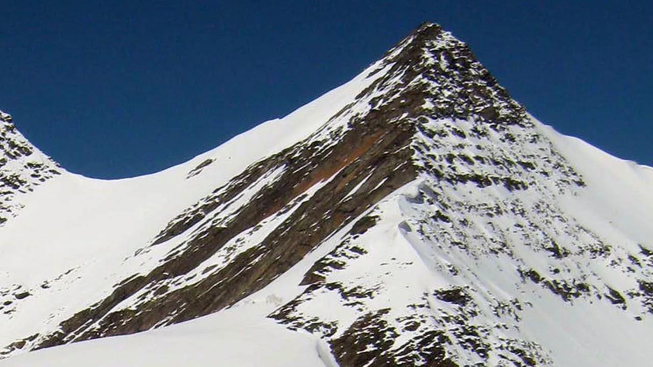 Ladakhi Peak in Manali Himachal Pradesh