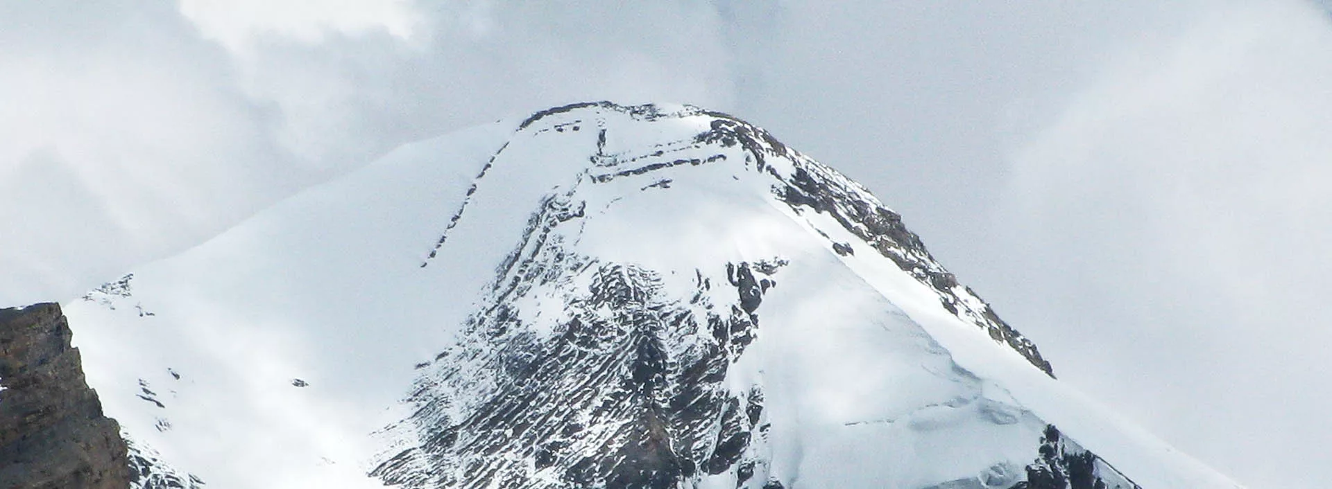 Manirang Peak between the districts of Kinnaur, Lahaul, and Spiti.